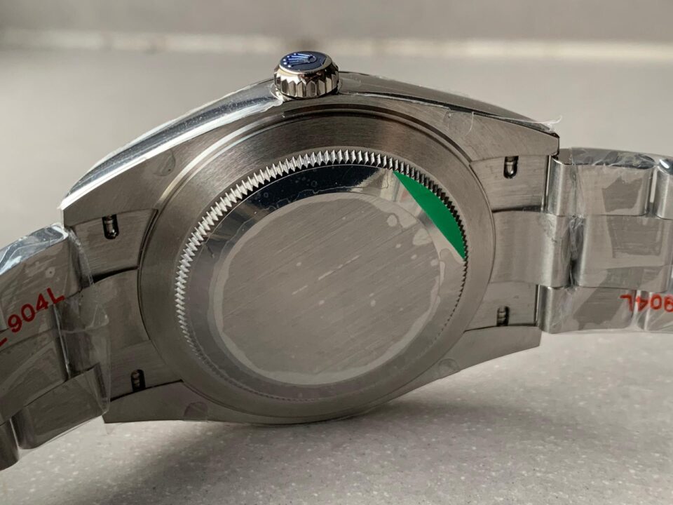 EW FACTORY 1:1 Rolex OYSTER PERPETUAL SILVER DIAL 41MM Asian A3230