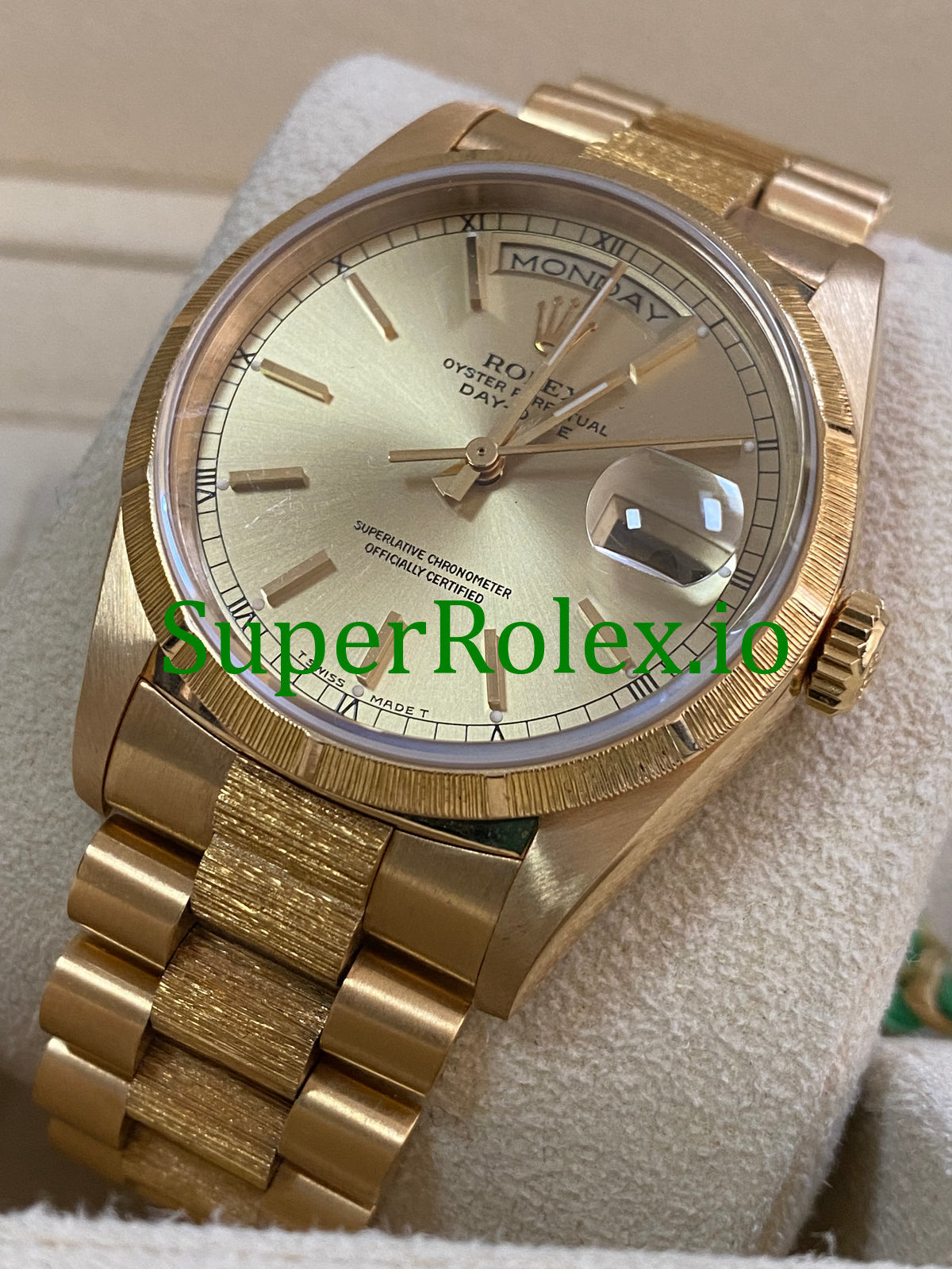 Rolex Day-Date 36MM Yellow Gold Ref.18248 - Champagne Index Dial